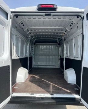 Fiat Ducato IV 2025 Fiat Ducato Automat Kamera 2025 rok 18500 km L4 H2 2.2 Diesel 180KM, zdjęcie 17