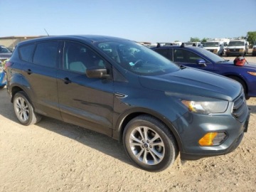 Ford Escape III 2019 Ford Escape 2019 FORD ESCAPE S 2.5 Benzyna 168KM, zdjęcie 3