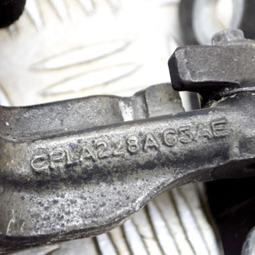 JAGUAR F-PACE 2019 LEVÝ STRANA PANT HORNÍ DVEŘE