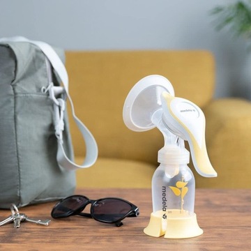 Ручной молокоотсос MEDELA Harmony Flex 2-фазный