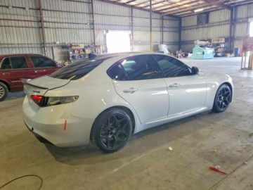 Alfa Romeo Giulia II Sedan Facelifting 2.0 Turbo 280KM 2021 Alfa Romeo Giulia Sport 2021 2.0 Benzyna 280KM, zdjęcie 3