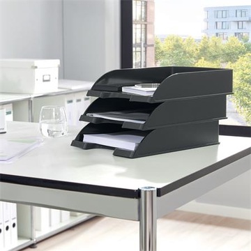 Папка для документов Leitz А4, черная.