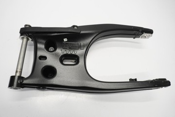 BMW F 900 XR K84 19-24 РЫЧАГ + ОСЬ