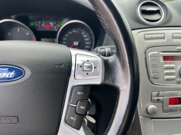 Ford Mondeo IV Sedan 1.8 Duratorq TDCi 125KM 2007 Ford Mondeo PARKTRONIC KLIMATYZACJA ELEKTRYCZNE FOTELE TEMPOMAT GWARANCJA, zdjęcie 14