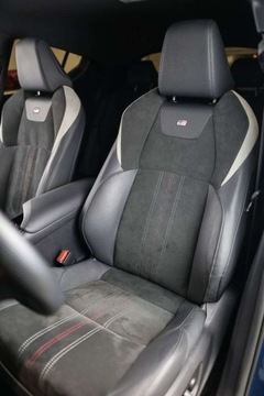 Toyota C-HR I Crossover Facelifting 1.8 Hybrid 122KM 2023 Toyota C-HR 1.8 Hybrid GPF GR Sport 1.8 Hybryda 122KM, zdjęcie 6