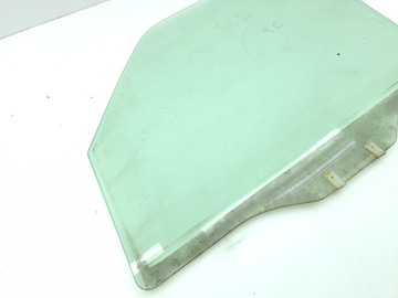 MITSUBISHI PAJERO 2007 PRAVÁ STRANA SKLO (OKNO) DVEŘE PŘEDNÍCH