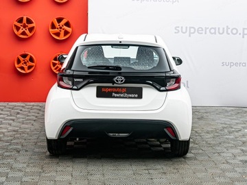 Toyota Yaris IV Hatchback 1.0 VVT-i 72KM 2022 TOYOTA Yaris 1.0 Comfort Hatchback 72KM 2022, zdjęcie 4