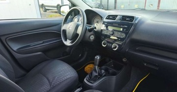 Mitsubishi Space Star Hatchback 5d 1.0 71KM 2015 Mitsubishi Space Star Mitsubishi Space Star Benzyna 71KM, zdjęcie 23