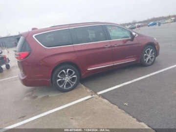 Chrysler Pacifica II 2021 Chrysler Pacifica Pinnacle, 2021r., 4x4, 3.6L 3.6 Benzyna 287KM, zdjęcie 2