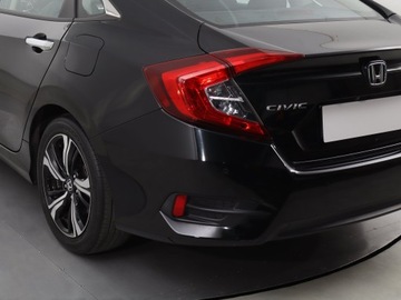 Honda Civic X Sedan 4d 1.5 VTEC Turbo 182KM 2018 Honda Civic 1.5 VTEC, Salon Polska, 1. Właściciel, zdjęcie 18