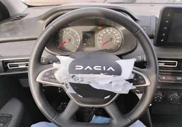 Dacia Jogger 1.0 TCe 110KM 2024 Dacia Jogger 2024r, 1.0 Benzyna. Uszkodzone boki. Poobijany. VAT 23 brutto, zdjęcie 11