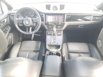Porsche Macan 2022 Porsche Macan 2022, 2.0L, 4x4, porysowany lakier 2.0 Benzyna 261KM, zdjęcie 6