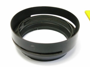 Желтый полуфильтр с монтажным кольцом диаметром 51 мм.