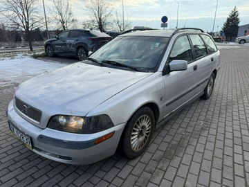 Volvo V40 I 1.8 SDI 122KM 2003 Volvo V40 Benzyna 1.8 - 2003 r, zdjęcie 4