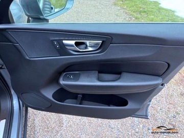 Volvo XC60 II Crossover D4 190KM 2019 Volvo XC 60 AC 2 strefy Nawigacja Czujniki Tempomat Alu 20 2.0 Diesel, zdjęcie 30