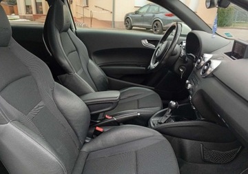 Audi A1 I Hatchback 3d 1.4 TFSI 122KM 2011 Audi A1 3-drzwiowe Zarejestrowany - benzyna - automat - S-line 1.4 Benzyna, zdjęcie 13