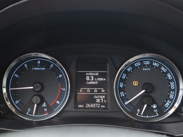 Toyota Corolla X Sedan Facelifting 1.6 Valvematic 132KM 2014 Toyota Corolla 1.6 Valvematic, Salon Polska, GAZ, zdjęcie 10