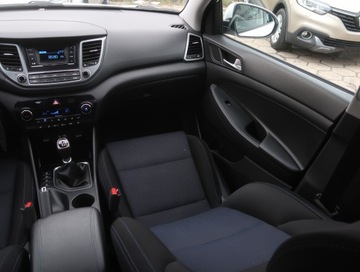 Hyundai Tucson III SUV 1.7 CRDI 115KM 2015 Hyundai Tucson 1.7 CRDi, Salon Polska, Serwis ASO, zdjęcie 7