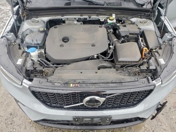 Volvo XC40 2024 Volvo XC 40 Ultimate 2024 2.0 Benzyna 247KM, zdjęcie 6