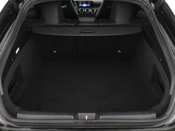 Mercedes CLA C118/X118 Shooting Brake Facelifting 1.3 200 163KM 2023 Mercedes CLA 200 automat full LED skóra/alcantara, zdjęcie 19