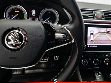 Skoda Superb III Kombi Plug-In Hybrid 1.4 TSI Plug-In-Hybrid 218KM 2021 SKODA Superb 1.4 TSI Plug-In Hybrid L&amp;K DSG Combi 218KM 2021, zdjęcie 16