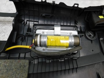 DESKA ROZDĚLOVAČE 3X AIRBAG 2X PAS - TOYOTA AVENSIS T25 03-06