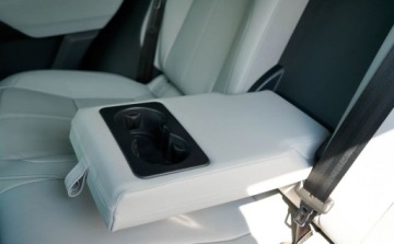 Land Rover Range Rover Velar SUV Facelifting 3.0 P400 400KM 2026 Land Rover Range Rover Velar 3.0 I6 400 PS AWD Auto Belgravia Edition 3.0, zdjęcie 27