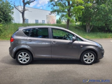 Seat Altea XL 1.6 TDI CR 105KM 2015 Seat Altea 1.6TDi Navi Klimatronik Rewelacyjna Bezwypadkowa 1.6 Diesel, zdjęcie 6