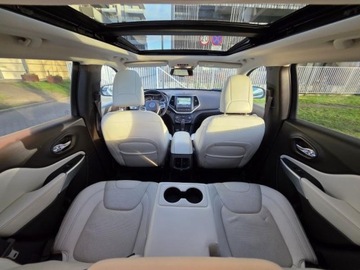 Jeep Cherokee V Terenowy 3.2 V6 272KM 2017 JEEP CHEROKEE Overland V6 3.2l benzyna 272KM 4X4 Salon PL LPG Wentylacja, zdjęcie 26