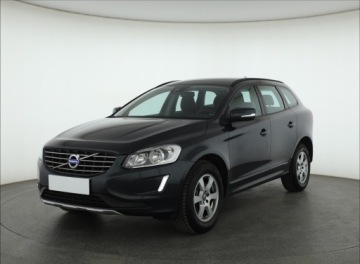 Volvo XC60 I SUV Facelifting 2.0 D4 DRIVE-E 181KM 2015 Volvo XC60 D4, Salon Polska, Serwis ASO, 178 KM, zdjęcie 1