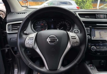 Nissan Qashqai II Crossover 1.6 DIG-T 163KM 2015 Nissan Qashqai 1.6 163KM NAVI kamera PANORAMA zarejestrowany BEZWYPADKOWY, zdjęcie 14