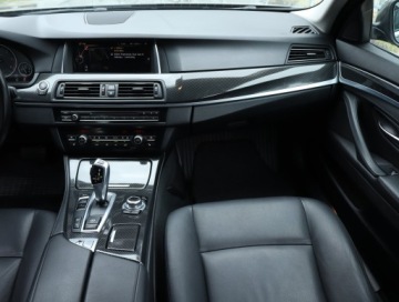 BMW Seria 5 F10-F11 Touring Facelifting 520d 190KM 2016 BMW 5 520d xDrive, 187 KM, 4X4, Automat, Skóra, zdjęcie 7