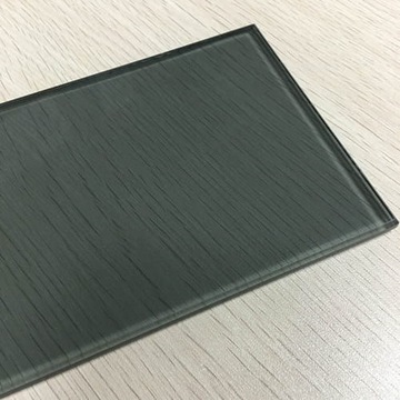 ОСНОВАНИЕ КАМИНА ИЗ ЗАКАЛЕННОГО СТЕКЛА 80x60см