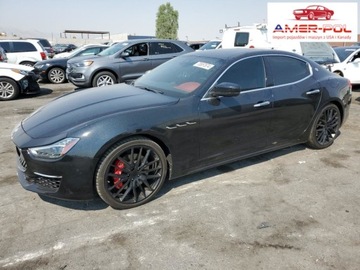 Maserati Ghibli III 2019 Maserati Ghibli 2019, 3.0L, S, porysowany lakier 3.0 Benzyna 424KM