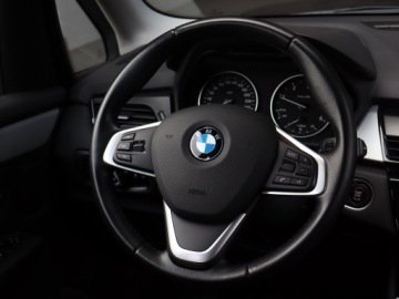 BMW Seria 2 F22-F23-F45-F46 Gran Tourer 218d 150KM 2016 BMW 2 Active Tourer 218d Active Tourer, zdjęcie 19