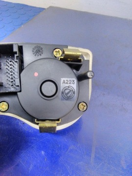 LANCIA THESIS SPÍNAČ PŘEPÍNAČ PANEL SVĚTEL