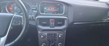 Volvo V40 II Cross Country D2 115KM 2014 Volvo V40 Volvo V40 D2 Momentum 1.6 Diesel 115KM, zdjęcie 15