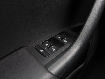 Skoda Octavia III Liftback Facelifting 1.6 TDI 115KM 2018 Skoda Octavia 1.6 TDI, Salon Polska, zdjęcie 16