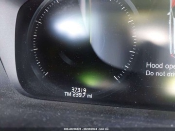 Volvo V60 II  Kombi 2.0 T5 250KM 2020 Volvo V60 2020r, R-Design, 4x4, 2.0L 2.0 Benzyna 250KM, zdjęcie 9