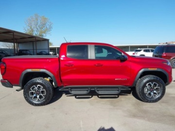  GMC Inny 2025 GMC CANYON 4WD AT4 2.7 Benzyna 310KM, zdjęcie 5