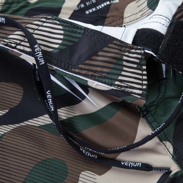 Боевые шорты Venum MMA Camo Hero XL