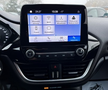 Ford Fiesta VIII Hatchback 5d 1.0 EcoBoost 95KM 2020 Ford Fiesta Kamera / Asystent Parkowania, zdjęcie 15