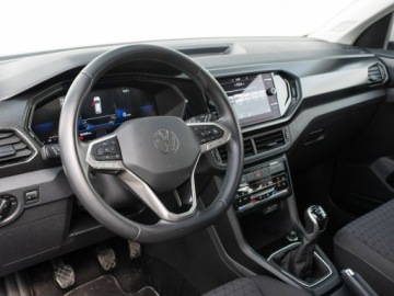 Volkswagen T-Cross SUV 1.0 TSI 110KM 2023 Volkswagen T-Cross 1.0 TSI 110KM LIFE Podgrz.f, zdjęcie 5