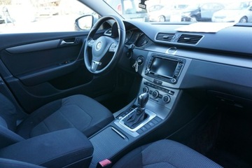 Volkswagen Passat B7 Variant 2.0 TDI CR DPF BlueMotion 140KM 2012 Volkswagen Passat sprawdzony na długich trasach,, zdjęcie 27