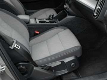 Volvo XC40 2022 Volvo XC 40 WJ6471K#T3 Momentum Pro Podgrz.f I, zdjęcie 31