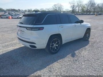 Jeep Grand Cherokee IV 2022 Jeep Grand Cherokee Summit Reserve, 2022r., 4x4, 5.7L 5.7 Benzyna 357KM, zdjęcie 3