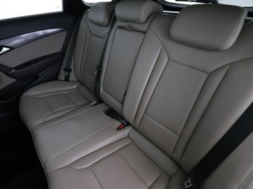 Hyundai i40 Kombi Facelifting 1.7 CRDi 141KM 2017 Hyundai i40 Premium Blue automat skóra panorama, zdjęcie 16