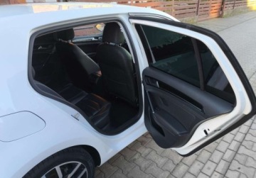 Volkswagen Golf VII Hatchback 3d 2.0 TDI-CR DPF 150KM 2014 Volkswagen Golf Volkswagen Golf 2.0 BlueTDI Highline 2.0 Diesel 150KM, zdjęcie 15