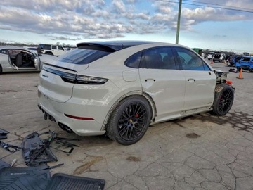 Porsche Cayenne III 2023 Porsche Cayenne GTS Coupe 2023 2.9l 2.9 Benzyna 453KM, zdjęcie 3