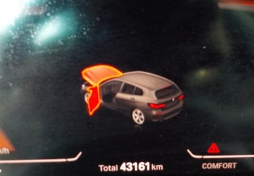 BMW Seria 1 F40 2023 BMW Seria 1 Okazja 1.5 Benzyna 136KM, zdjęcie 32